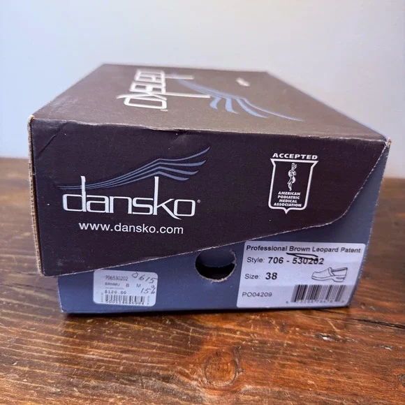 Dansko Shoes Womens Size 7 Brown Leopard Patent Professional Clogs 706-530202 - Picture 2 of 14